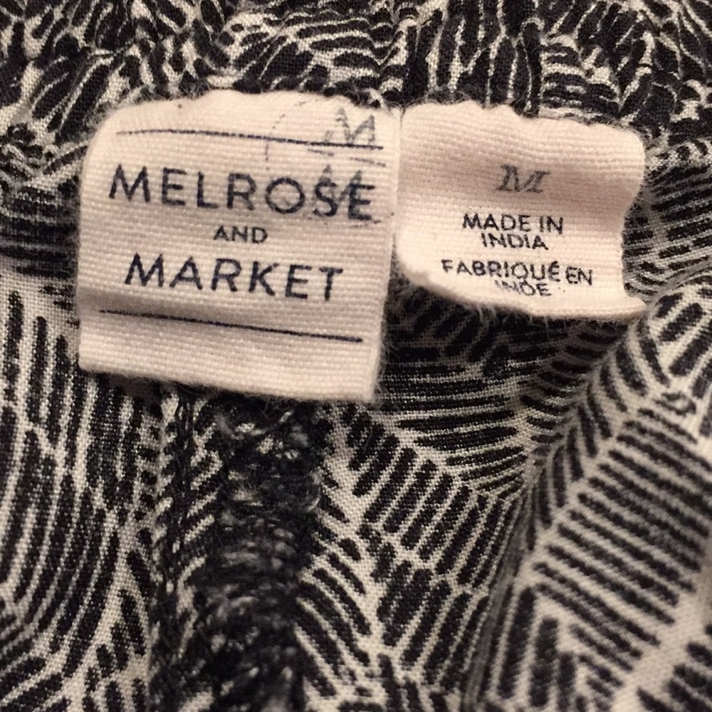 2 for $15 Melrose and Market Herringbone Shorts - Picture 6 of 6